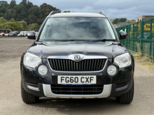 2010 Skoda Yeti 1.2 Tsi Elegance SUV 5dr Petrol Manual Euro 5 (105 Ps) in Black — image 2