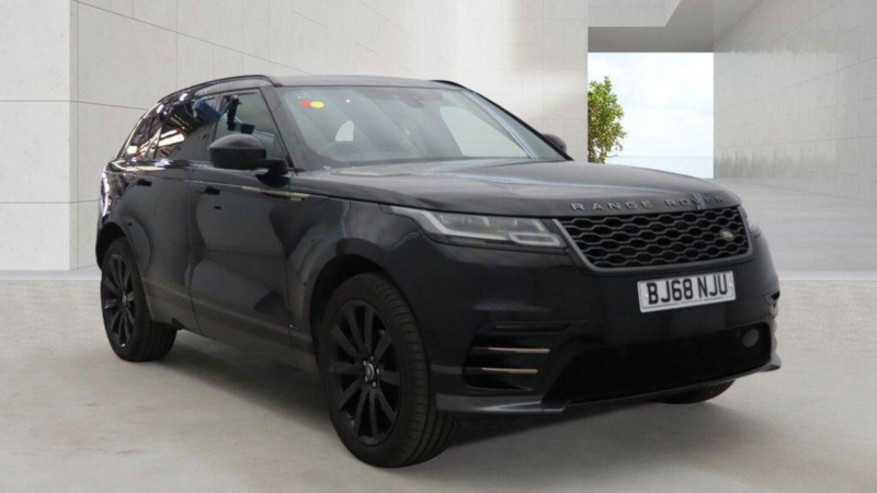 2018 Land Rover Range Rover Velar 2.0 D180 R-Dynamic Hse Auto 4WD Euro 6 (s/s) 5dr in Black — image 1