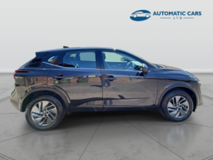 2024 Nissan Qashqai Dig-T Acenta Premium Mhev in Black — image 6