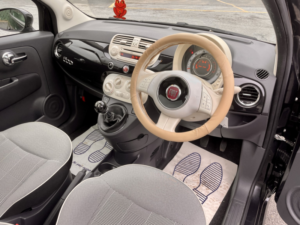2014 Fiat 500 1.2 500 1.2 69hp Lounge in Black — image 5