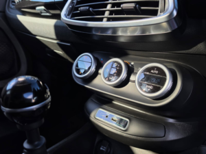 2017 Fiat 500x 1.4 Multiair Lounge SUV 5dr Petrol Manual Euro 6 (s/s) (140 Ps) in Black — image 6