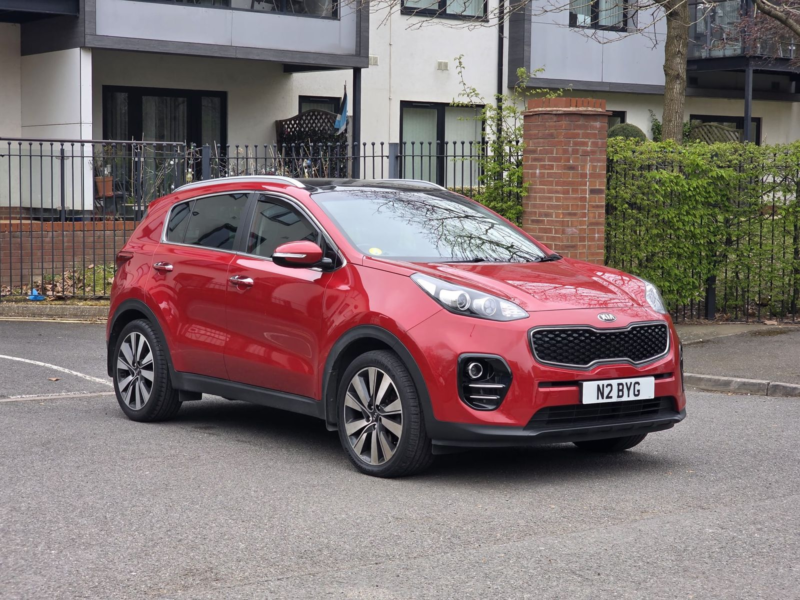 2017 Kia Sportage 1.7 Crdi 3 SUV 5dr Diesel Dct Euro 6 (s/s) (139 Bhp) in Red — image 1