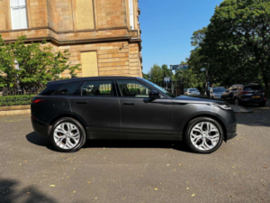 2017 Land Rover Range Rover Velar 2.0 P250 Hse Auto 4WD Euro 6 (s/s) 5dr in Grey — image 2