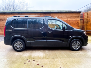2023 Peugeot Rifter L2 Lwb 3 SEAT Wheelchair Accessible Disabled Access Vehicle Wav in Black — image 5