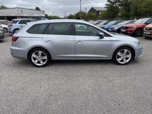 2019 SEAT Leon 1.5 Tsi Evo Fr in Silver — image 3