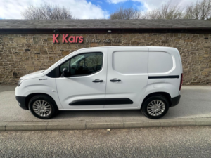 2023 Toyota Proace City 50kwh Icon Short Panel Van Auto Swb 5dr (7kw Obc) in White — image 6
