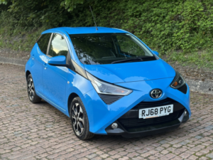 2019 Toyota Aygo 1.0 Vvt-I X-Plore in Blue — image 3