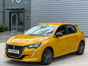 2022 Peugeot 208 1.2 Puretech Active Premium Eat Euro 6 (s/s) 5dr in Yellow — image 4