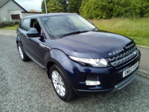 2013 Land Rover Range Rover Evoque 2.2 Sd4 Pure Tech 4WD in Blue — image 3