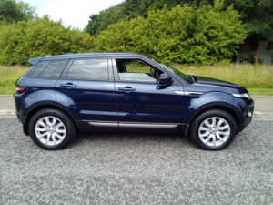 2013 Land Rover Range Rover Evoque 2.2 Sd4 Pure Tech 4WD in Blue — image 4