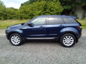 2013 Land Rover Range Rover Evoque 2.2 Sd4 Pure Tech 4WD in Blue — image 5