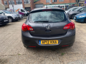2012 Vauxhall Astra 1.4 16v Active Euro 5 5dr in Grey — image 6