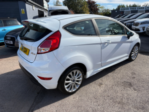 2015 Ford Fiesta 1.0t Ecoboost Zetec S Hatchback 3dr Petrol Manual Euro 6 (s/s) (125 Ps) in White — image 4