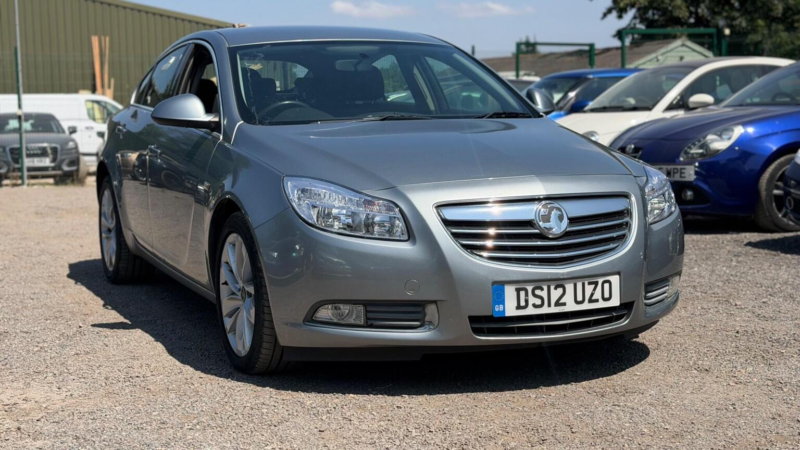 2012 Vauxhall Insignia 2.0 Cdti Ecoflex Sri Nav Euro 5 (s/s) 5dr in Silver — image 1