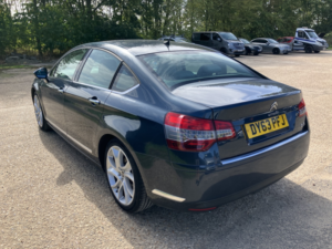 2013 Citroen C5 2.0 Hdi Exclusive Automatic in Blue — image 4