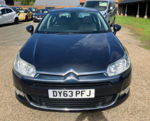 2013 Citroen C5 2.0 Hdi Exclusive Automatic in Blue — image 5