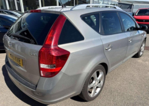 2010 Kia Ceed 1.6 Crdi 3 Sports Wagon Auto Euro 4 5dr in Silver — image 4