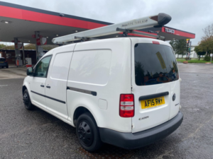 2015 Volkswagen Caddy Maxi 1.6 Tdi Bluemotion Tech C20 Maxi Startline Panel Van 5dr Diesel Manual Fwd (136 G/km, 101 Bhp) in White — image 4