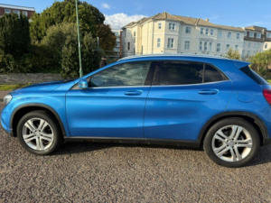 2015 Mercedes-Benz Gla Class 2.1 Gla200 Cdi Sport 7g-Dct Euro 6 (s/s) 5dr in Blue — image 4