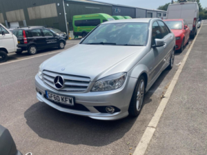 2010 Mercedes-Benz C Class 2.1 C200 Cdi Blueefficiency Sport Auto Euro 5 4dr in Silver — image 3
