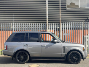 2012 Land Rover Range Rover 4.4 Td V8 Westminster Auto 4WD Euro 5 5dr — image 2