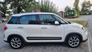 2015 Fiat 500l 1.3 500l Trekking 1.3 Multijet 85hp Mta Trekking in White — image 3