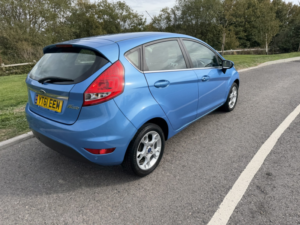 2011 Ford Fiesta 1.3 Zetec in Blue — image 2