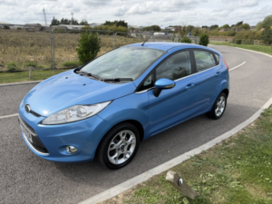 2011 Ford Fiesta 1.3 Zetec in Blue — image 3