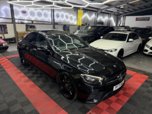 2022 Mercedes-Benz E Class 2.0 E220dh Mhev Amg Line Night Edition in Black — image 6