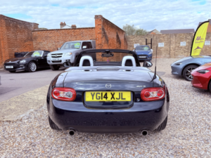 2014 Mazda Mx-5 1.8 I Sport Venture in Blue — image 5
