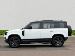 2024 Land Rover Defender 110 3.0 D250 Mhev Hse SUV 5dr Diesel Auto 4WD Euro 6 (s/s) (250 Ps) in White — image 4