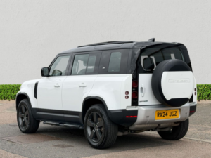2024 Land Rover Defender 110 3.0 D250 Mhev Hse SUV 5dr Diesel Auto 4WD Euro 6 (s/s) (250 Ps) in White — image 5