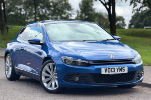 2013 Volkswagen Scirocco 2.0 Tdi Bluemotion Tech Gt in Blue — image 5