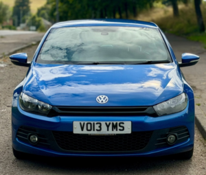2013 Volkswagen Scirocco 2.0 Tdi Bluemotion Tech Gt in Blue — image 6
