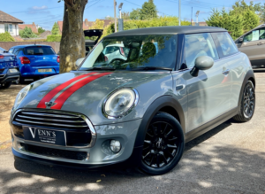 2014 MINI Hatch 1.5 Cooper 3-Door Hatch in Grey — image 3