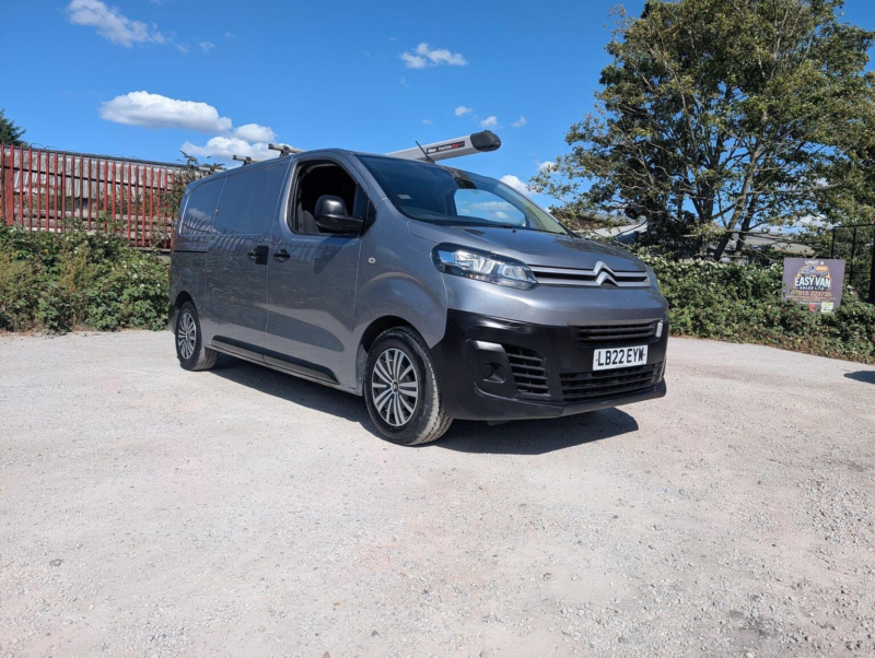 2022 Citroen Dispatch 1.5 Bluehdi 1000 Enterprise Pro M Fwd 2 Euro 6 (s/s) 6dr in Grey — image 1