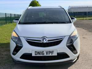 2016 Vauxhall Zafira Tourer 1.4i Turbo Energy Euro 6 5dr in Black — image 2