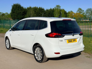 2016 Vauxhall Zafira Tourer 1.4i Turbo Energy Euro 6 5dr in Black — image 6