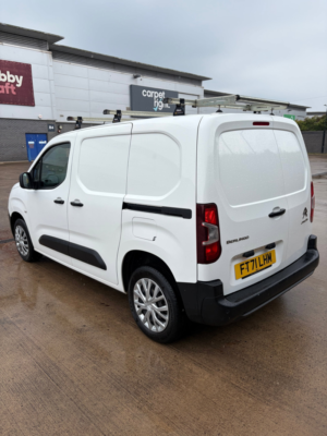 2022 Citroen Berlingo 1.5 Bluehdi 1000 Enterprise M Pro Panel Van 5dr Diesel Manual Swb Euro 6 (s/s) (100 Ps) in White — image 3