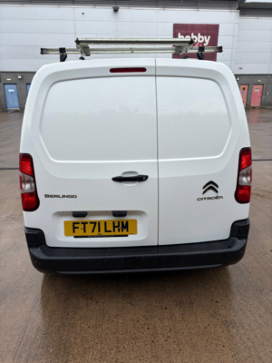 2022 Citroen Berlingo 1.5 Bluehdi 1000 Enterprise M Pro Panel Van 5dr Diesel Manual Swb Euro 6 (s/s) (100 Ps) in White — image 4