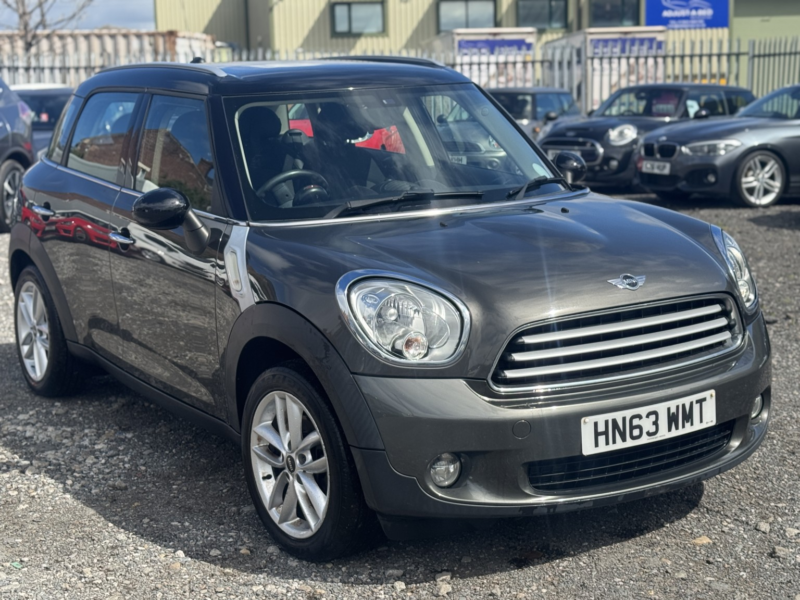 2013 MINI Countryman 1.6 Cooper Countryman in Grey — image 1