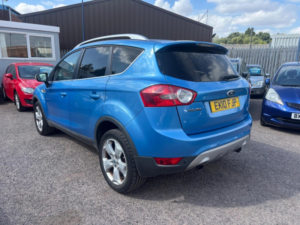2010 Ford Kuga 2.0 Tdci Zetec 2WD Euro 4 5dr in Blue — image 2
