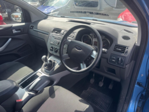 2010 Ford Kuga 2.0 Tdci Zetec 2WD Euro 4 5dr in Blue — image 3