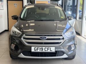 2019 Ford Kuga 2.0 Tdci Ecoblue Titanium Edition in Grey — image 3