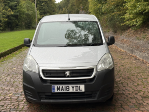 2018 Peugeot Partner 1.6 Bluehdi 854 Professional in Silver — image 3