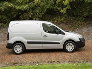 2018 Peugeot Partner 1.6 Bluehdi 854 Professional in Silver — image 5