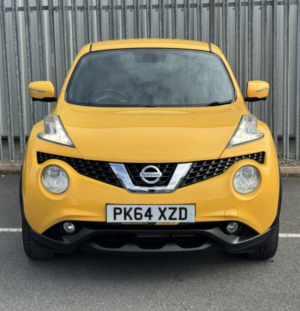 2014 Nissan Juke Tekna 1.2 Dig-T in Yellow — image 3