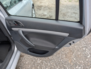 2012 Skoda Octavia 1.6 Tdi Se in Silver — image 6