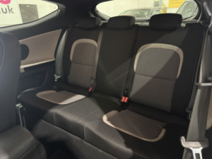 2015 Kia Proceed 1.6 Gdi Ecodynamics Se in Silver — image 4