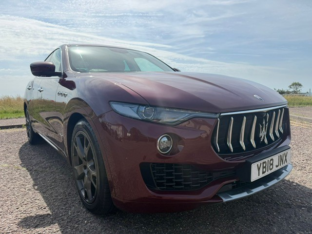 2018 Maserati Levante 3.0 D V6 275 Granlusso in Red — image 1